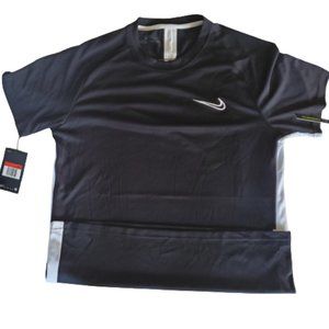 Nike Men's Large Training Top  AJ9996-010